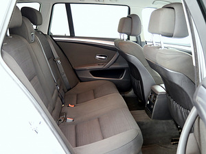 BMW 520 Sportpakett Facelift ATM 2.0 D 120kW (7 foto / 9)