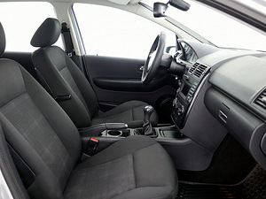 Mercedes-Benz A 160 Elegance Facelift 1.5 70kW (6 foto / 7)