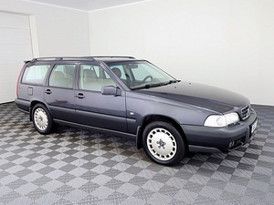 Volvo XC70 Summum AWD ATM 2.4 142kW (1 foto / 7)