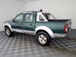 Nissan Navara Facelift 4x4 2.5 dCi 98kW (4 foto / 7)