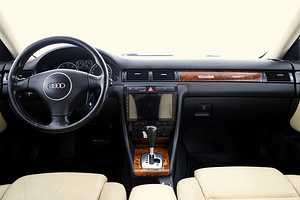 Audi A6 S-Line Quattro ATM 4.2 220kW (5 foto / 7)