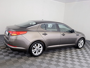 Kia Optima Comfort 1.7 CRDi 100kW (3 foto / 7)