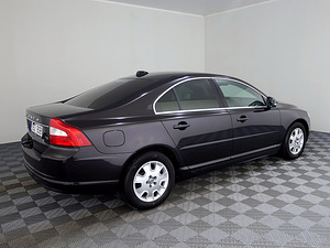 Volvo S80 Summum Facelift ATM 1.6 132kW (3 foto / 8)