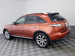 Infiniti FX35 Luxury ATM 3.5 206kW (4 foto / 7)