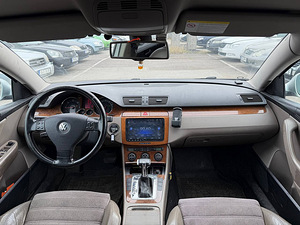 Volkswagen Passat Highline ATM 2.0 TDI 125kW (5 foto / 7)
