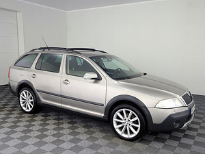 Skoda Octavia Scout 4x4 2.0 TDI 103kW (1 foto / 9)