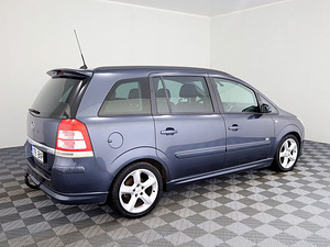 Opel Zafira OPC Line 1.9 CDTi 110kW (3 foto / 9)