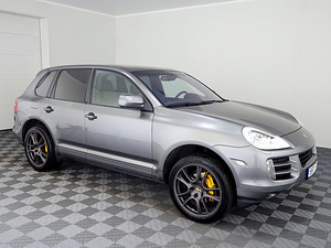 Porsche Cayenne Platinum Facelift ATM 3.0 TDI 176kW (1 фото из 8)