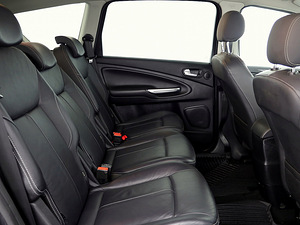 Ford S-MAX Titanium X Facelift 2.0 TDCi 100kW (7 фото из 7)