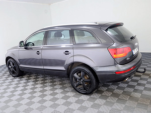Audi Q7 S-Line Quattro ATM 3.0 TDI 171kW (4 foto / 7)