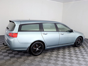 Honda Accord Luxury ATM 2.0 114kW (3 фото из 7)
