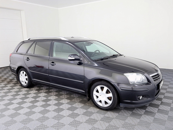 Toyota Avensis Linea Sol Facelift 1.8 95kW