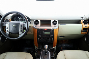 Land Rover Discovery 3 HSE 2.7 TDV6 140kW (5 фото из 9)