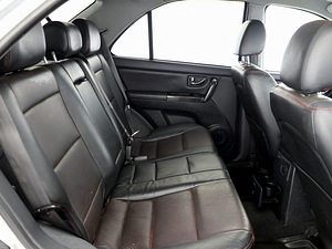 Kia Sorento Executive Facelift ATM 2.5 CRDi 125kW (7 фото из 8)