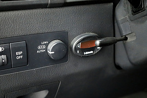Kia Sorento Executive Facelift ATM 2.5 CRDi 125kW (8 фото из 8)