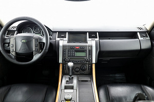 Land Rover Range Rover Sport HSE Luxury 2.7 TDV6 140kW (5 фото из 9)