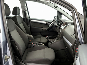 Opel Zafira Elegance 1.8 103kW (6 foto / 8)