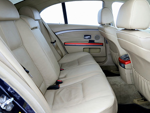 BMW 730 Executive Facelift 3.0 D 155kW (7 foto / 8)