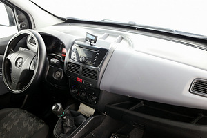 Opel Combo Tour 1.6 CDTi 77kW (5 foto / 7)
