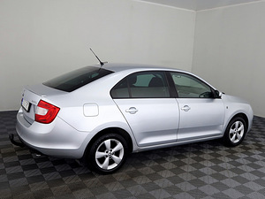 Skoda Rapid Comfortline ATM 1.4 90kW (3 foto / 7)