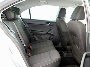 Skoda Rapid Comfortline ATM 1.4 90kW (7 foto / 7)