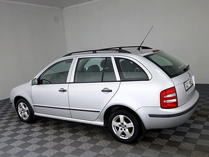 Skoda Fabia Comfortline 1.2 47kW (4 foto / 7)