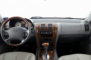 Hyundai Terracan Luxury ATM 2.9 CRDi 120kW (5 foto / 8)