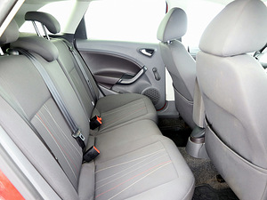 SEAT Ibiza Copa 1.4 63kW (7 фото из 8)