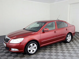 Skoda Octavia Comfortline Facelift 1.4 90kW (2 foto / 9)