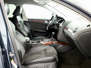 Audi A4 S-Line ATM 2.0 TDI 105kW (6 фото из 7)