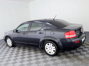 Dodge Avenger Comfort 2.0 115kW (4 фото из 7)