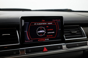 Audi A8 S-Line Individual Facelift ATM 3.0 TDI 171kW (9 фото из 9)