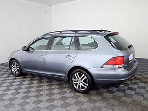 Volkswagen Golf Highline ATM 1.4 90kW (4 фото из 7)