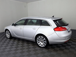 Opel Insignia Cosmo ATM 2.0 CDTi 96kW (4 фото из 7)