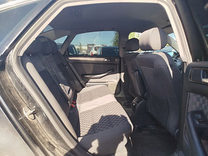 Audi A6 Comfortline 1.8 92kW (7 foto / 7)