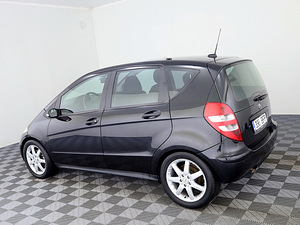 Mercedes-Benz A 180 Elegance ATM 2.0 CDI 80kW (4 foto / 7)