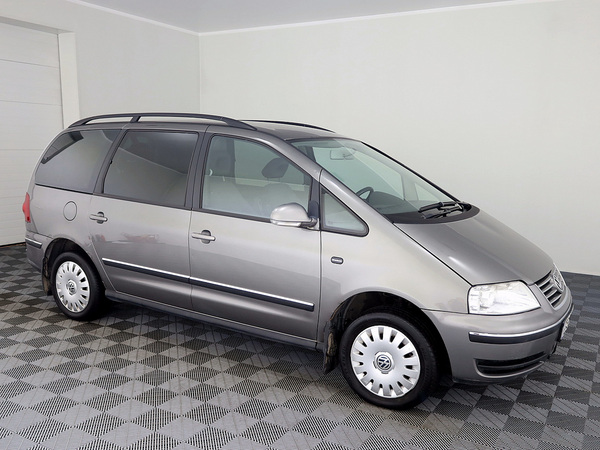Volkswagen Sharan Comfortline Facelift ATM 1.9 TDI 85kW