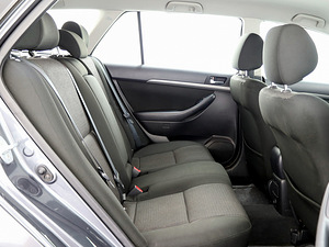 Toyota Avensis Linea Sol Facelift ATM 2.0 108kW (7 foto / 8)