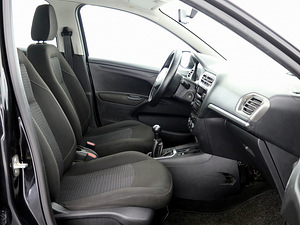 Peugeot 301 Comfort 1.2 53kW (6 foto / 7)