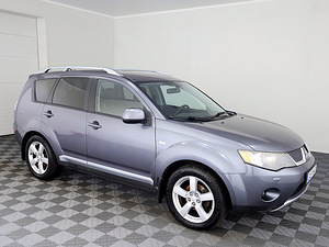 Mitsubishi Outlander Comfort 4x4 2.0 DI-D 103kW (1 foto / 8)