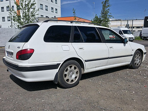 Peugeot 406 Facelift 1.7 85kW (3 foto / 7)