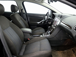 Ford Mondeo Ghia ATM 2.0 TDCi 96kW (6 foto / 7)