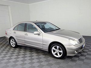 Mercedes-Benz C 200 Avantgarde ATM 1.8 Kompressor 120kW (1 foto / 7)