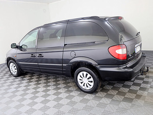 Chrysler Grand Voyager Stow N Go Luxury ATM 2.8 CRD 110kW (4 foto / 8)