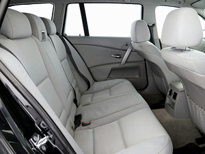BMW 525 Touring 2.5 D 120kW (7 foto / 7)