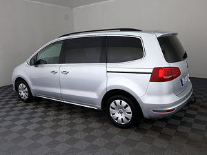 Volkswagen Sharan Comfortline ATM 2.0 TDI 103kW (4 foto / 8)
