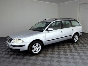 Volkswagen Passat Comfortline ATM 1.9 TDI 74kW (2 foto / 7)