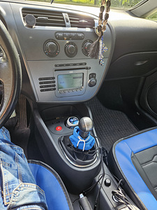 Seat leon Mk2 1.6 75Kw manual varuosadeks (3 foto / 8)