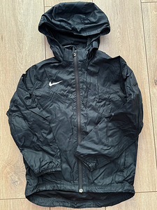 Nike jope (1 foto / 2)
