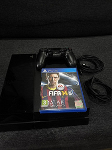 PS4 500 GB Mäng ja pult täis komplekt (1 foto / 3)